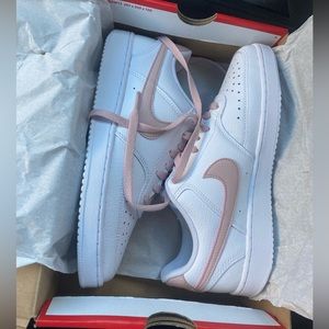 Nike Court Vision Low